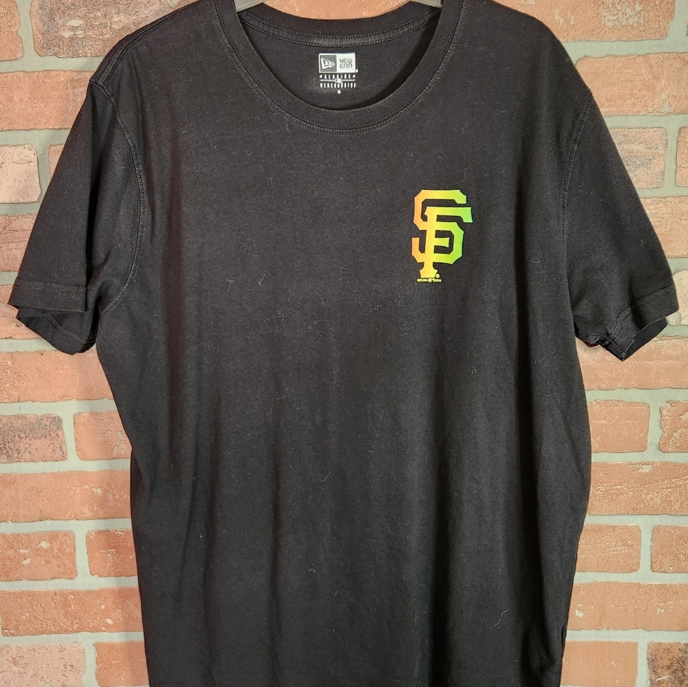 MLB San Francisco Giants New Era Black and Green Short Sleeve Tee